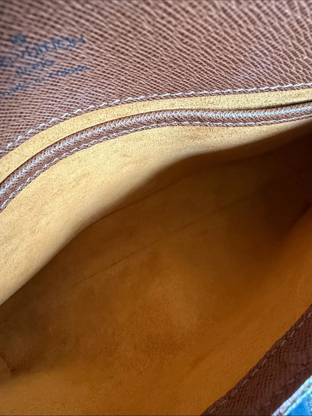Louis Vuitton Monogram Musette Tango Shoulder Bag & LV Monogram Compact Wallet - Picture 6 of 12